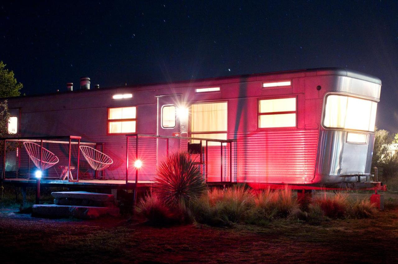 El Cosmico Villa Marfa Luaran gambar