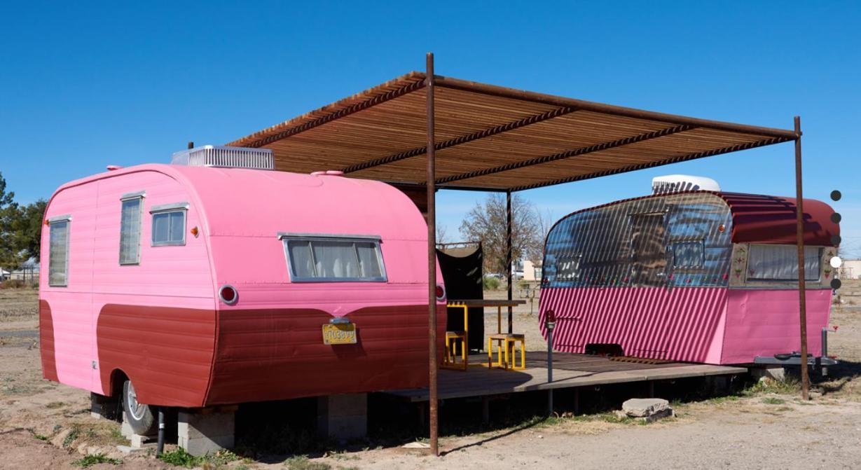El Cosmico Villa Marfa Luaran gambar
